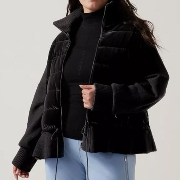 NW Athleta THERMOLITE BlackHanover Hybrid Jacket with Fitted Knit Sleeves & Hem - Picture 1 of 12